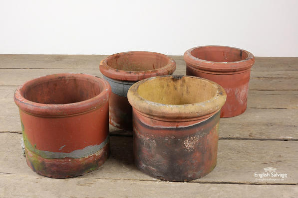 Short Round Terracotta Chimney Pots