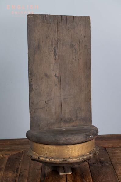 Antique gilded niche bracket