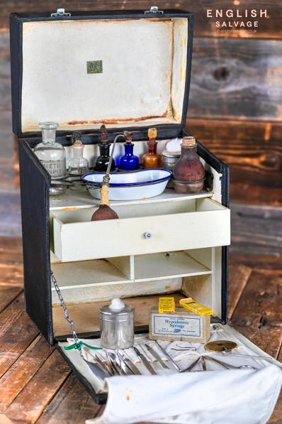 Antique travelling surgical kit box