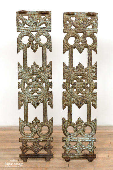 Cast iron decorative railings / balusters