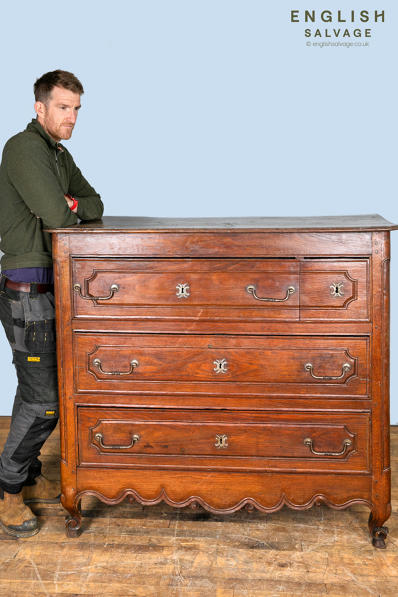 Circa 1800 French oak chest of drawers