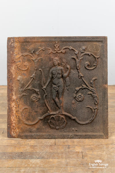 Decorative 19th C cast iron fireback/ plaque