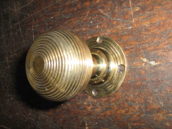 Empire Beehive Knobs