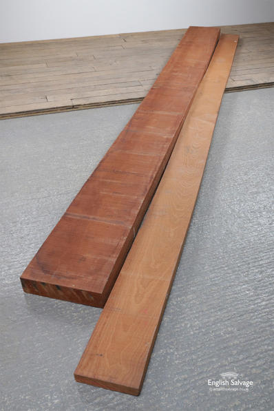 Mahogany wood in varying lengths and widths