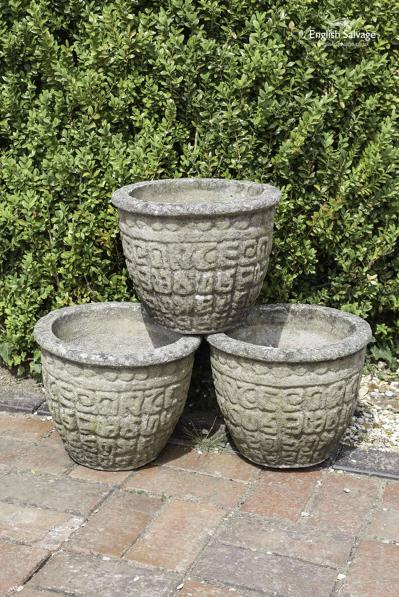 Unusual patterned round planters